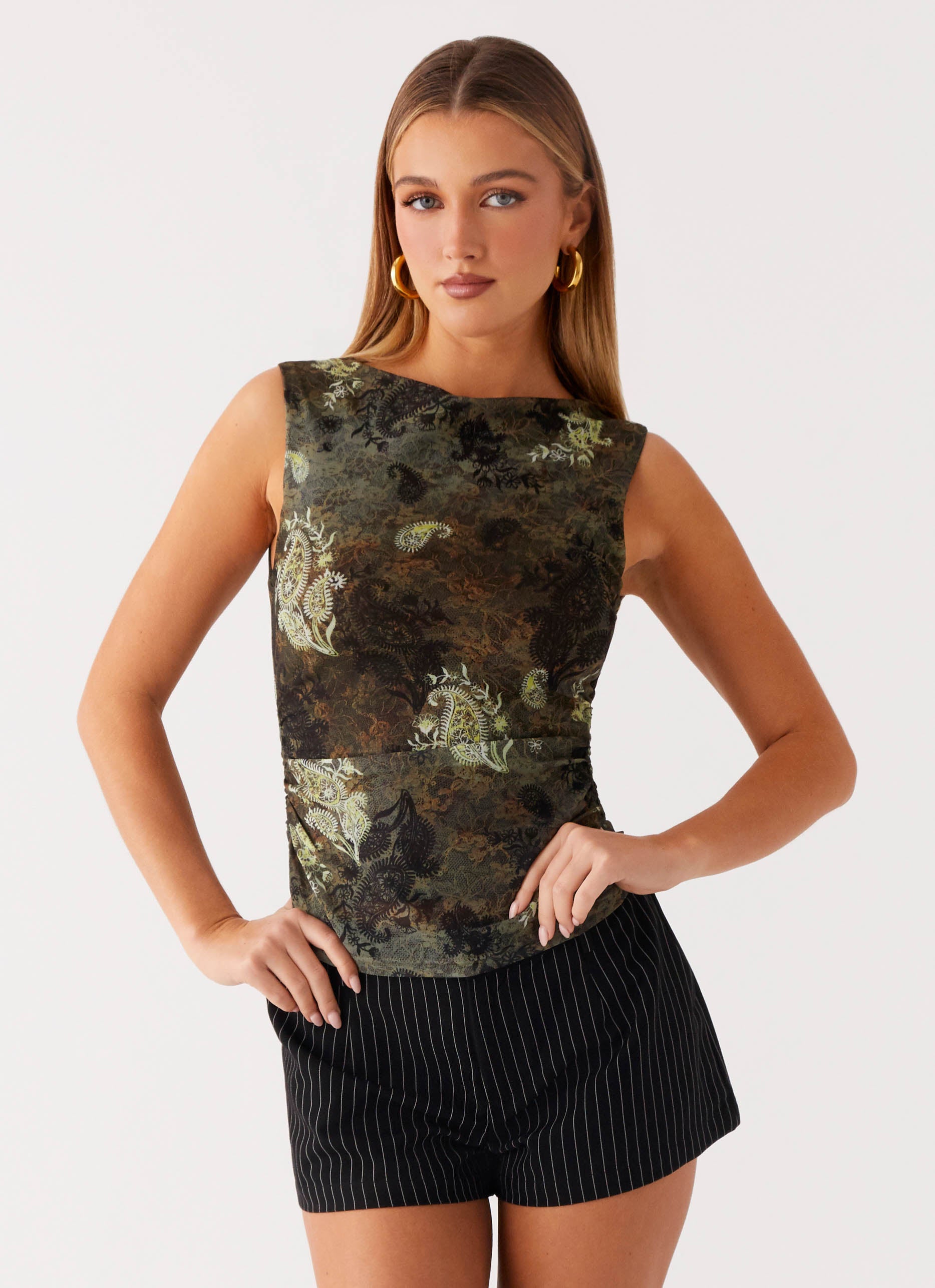 Reyka Suiting Shorts - Black
